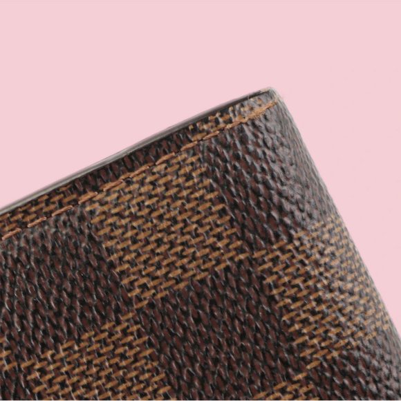 Louis Vuitton Damier Ebene Sarah Wallet - Picture 9 of 10